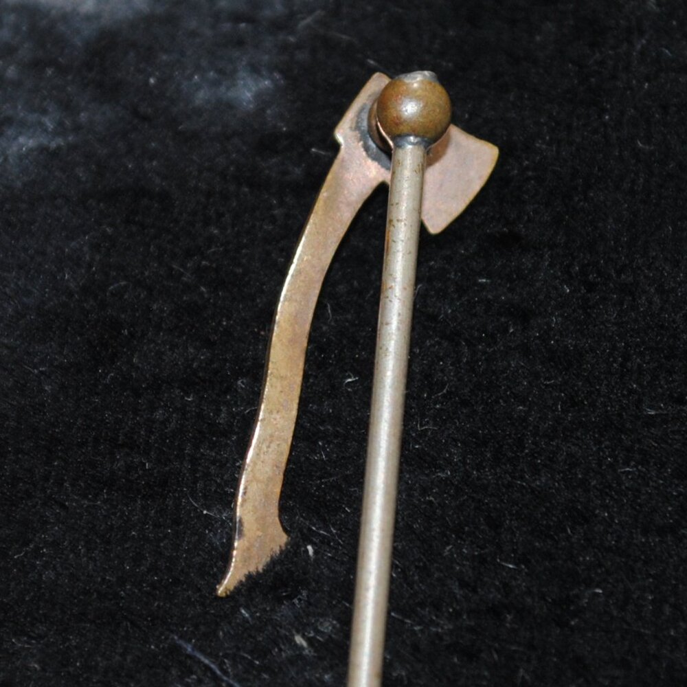 Antique Modern Woodsmen of America Enamel Ax Stick Pin - Picture 3 of 6